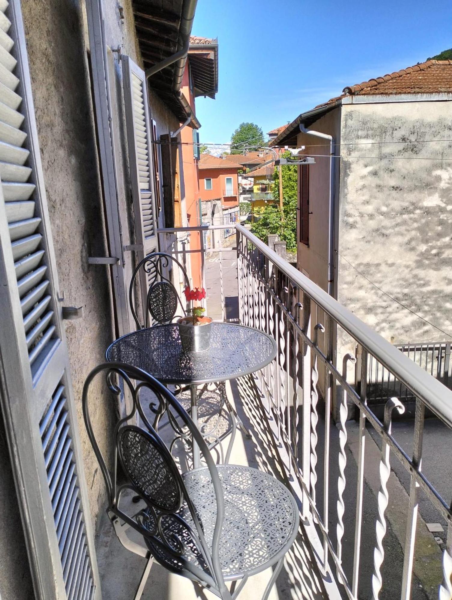 Casa Vacanze Scent Of Roses Verbania Extérieur photo